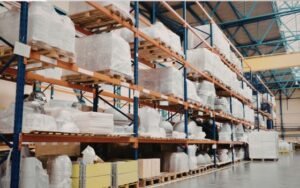 Almacenamiento y Distribución de Productos Cosméticos y Sanitarios