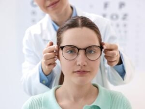 Curso de auxiliar de óptica